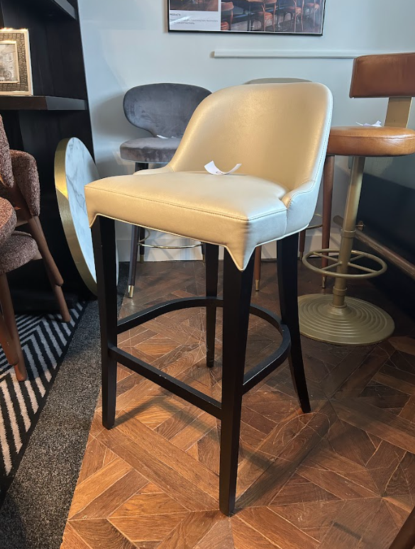White Smooth Bar Stool, £80 X1, SHOWROOM CLEARANCE